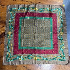 Scarf Wrap Vibrant Patterned chain and belt Scarf